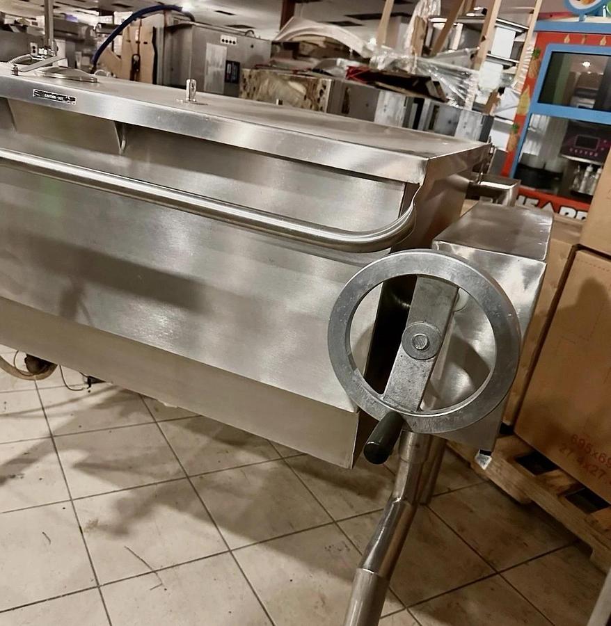 Used GROEN 40 GALLON MANUAL TILT SKILLET BRAISING PAN NATURAL GAS NICE SHAPE!