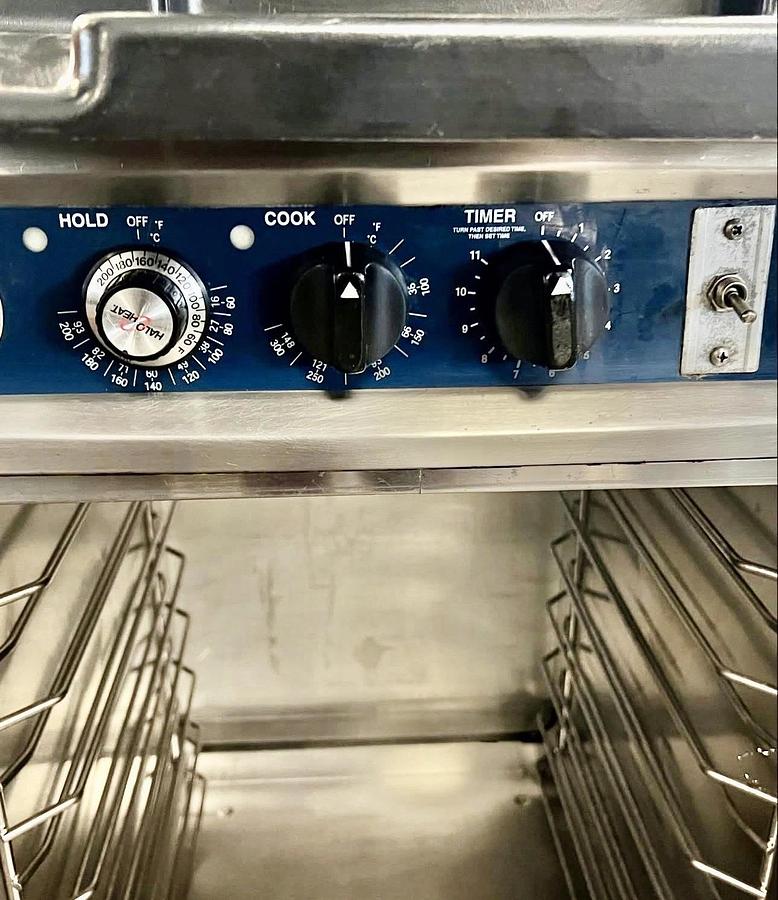 Refurbished 2024 ALTO-SHAAM 1000-TH-II Half Height Cook and Hold Oven 125V GREAT SHAPE!