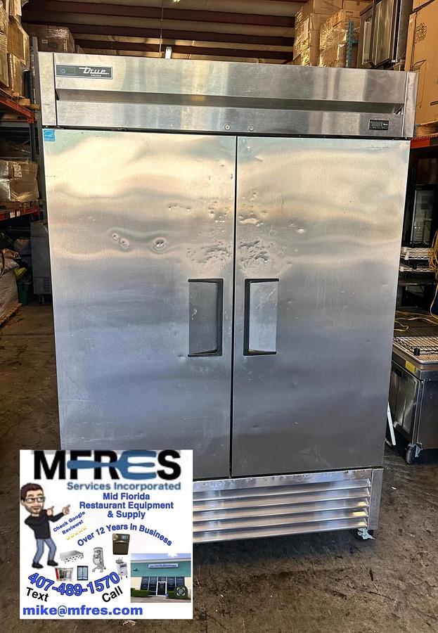 Used 2020 True T-49F-HC 54" Two Section Reach In Stainless Freezer NICE SHAPE!