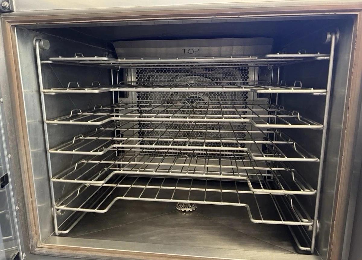 Used VULCAN Full-Size Combi-Oven, Boilerless, Natural Gas VERY NICE WORKING SHAPE!