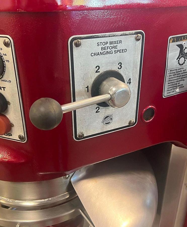 Used HOBART H600T 60 Qt Mixer 2HP 200V 3 Phase W/ New Bowl & Paddle BEAUTIFUL SHAPE!