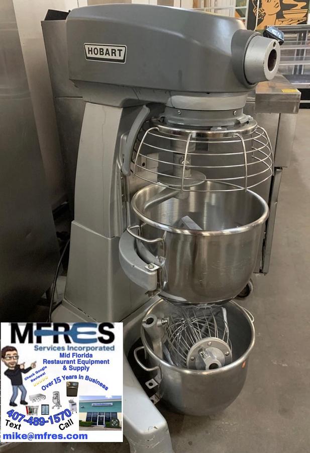 Used Hobart Legacy HL200-10STD 20 Qt Planetary Floor Mixer 120V 1/2H w/Accessories