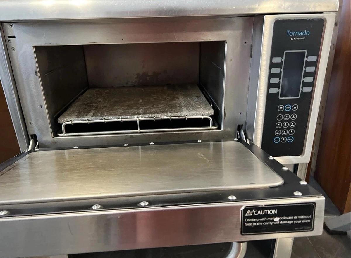 Refurbished TURBOCHEF NGC RAPID COOK CONVECTION OVEN 208/240V WITH STONE NICE SHAPE!