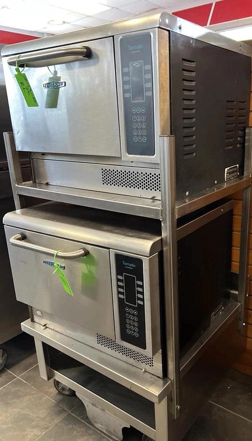 Refurbished TURBOCHEF NGC RAPID COOK CONVECTION OVEN 208/240V WITH STONE NICE SHAPE!