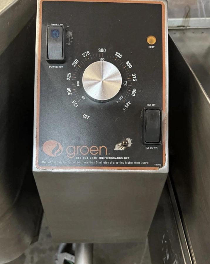 Refurbished GROEN 40 GALLON NATURAL GAS ELECTRIC TILT SKILLET BRAISING PAN BEAUTIFUL !