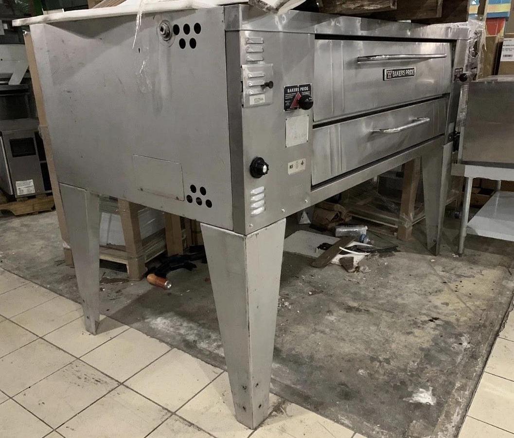 Refurbished BAKERS PRIDE Y600 COMMERCIAL 78"  PIZZA DECK GAS OVEN