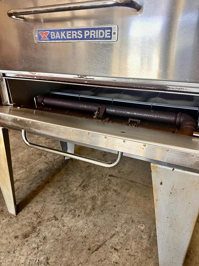 Used 2017 BAKERS PRIDE 151 Natural Gas Superdeck Pizza Oven BEAUTIFUL WORKING SHAPE!
