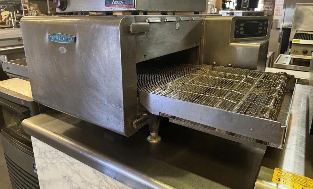 Used TurboChef MODEL HCS1618, VENTLESS, Electric Conveyor Oven - 208-230v 1 Phase