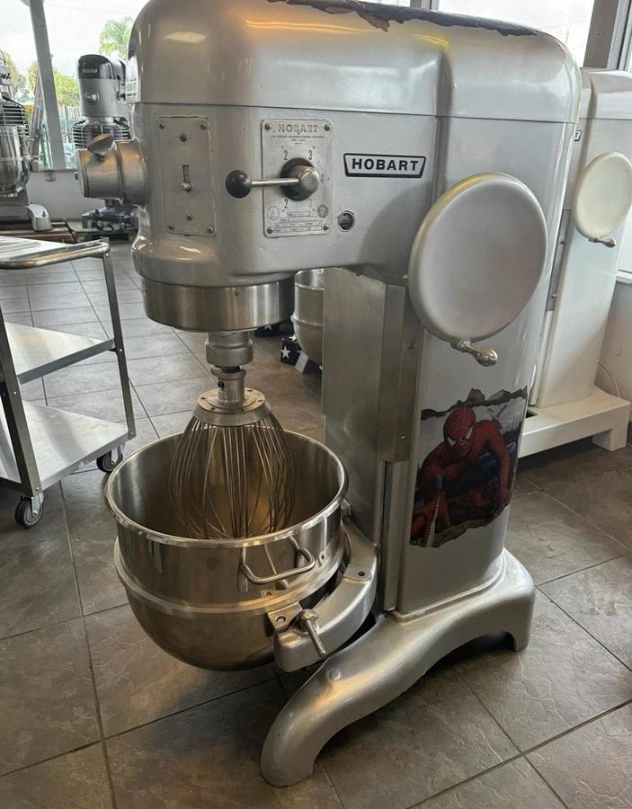 Used HOBART H600 60 Qt Mixer 1HP 220V 3 Phase Bowl & Whisk Included BEAUTIFUL SHAPE!