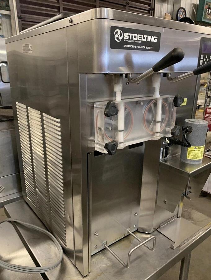 Used 2017 STOELTING SF121-3812 Frozen Beverage/Shake Machine 208-240V GREAT SHAPE!