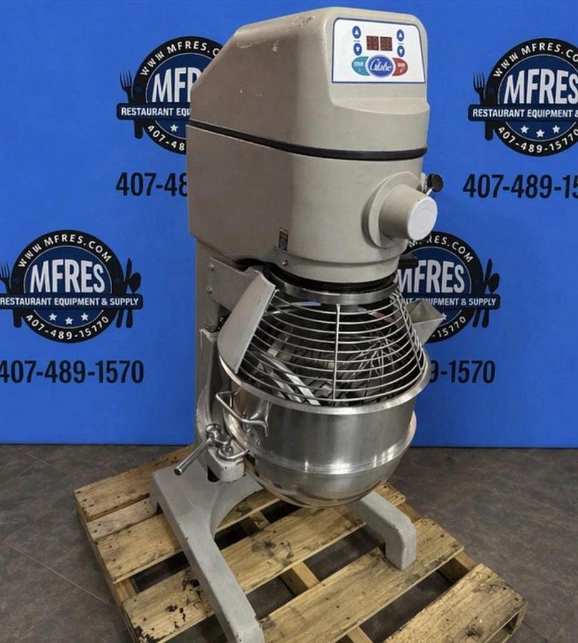 Used Globe 30 Qt Planetary Mixer SP30 Floor Model w/Guard & Standard Accessories NICE