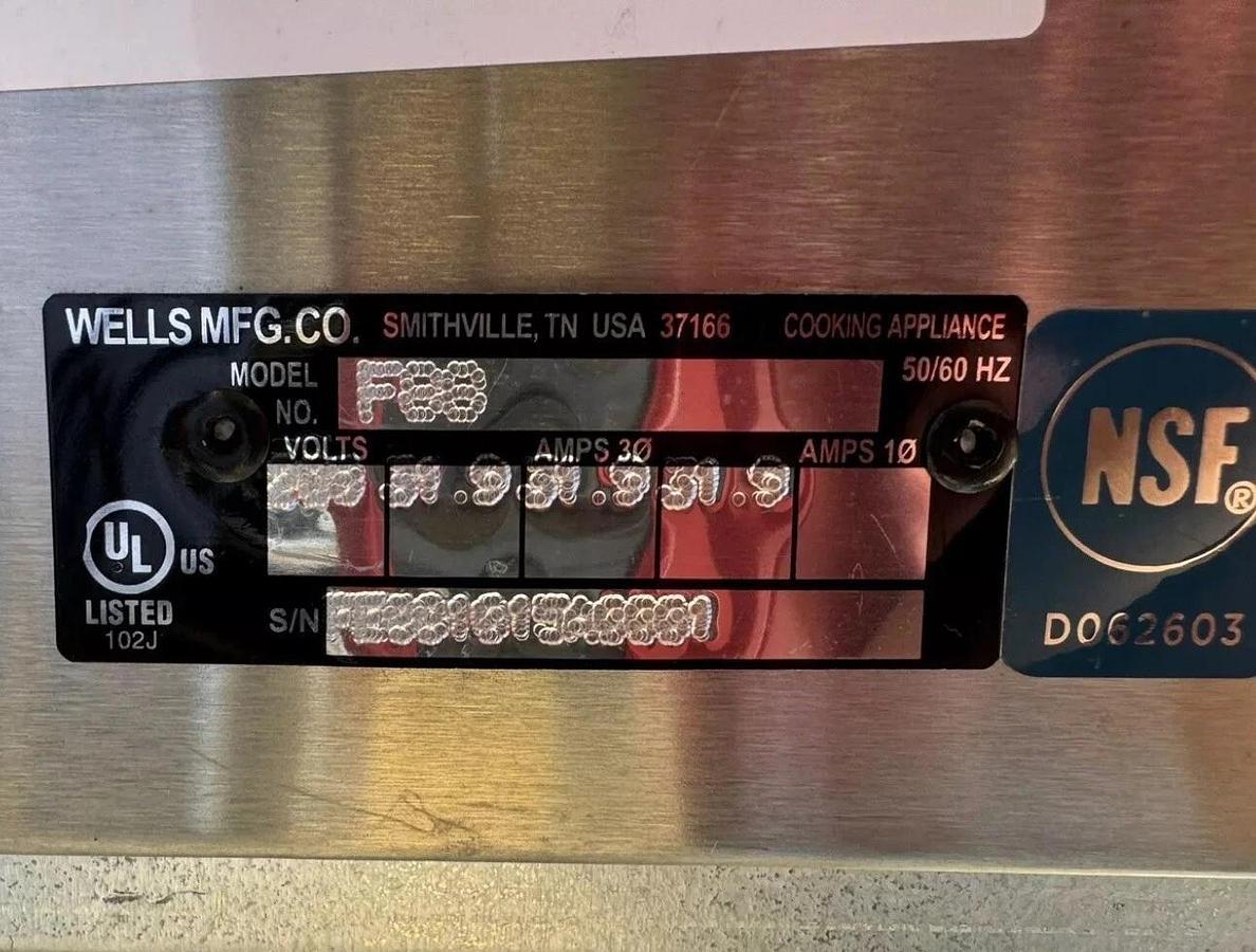 Wells F-88 Countertop High Watt Dual Pot 30lb Electric Fryer 208V 3 Phase NICE!