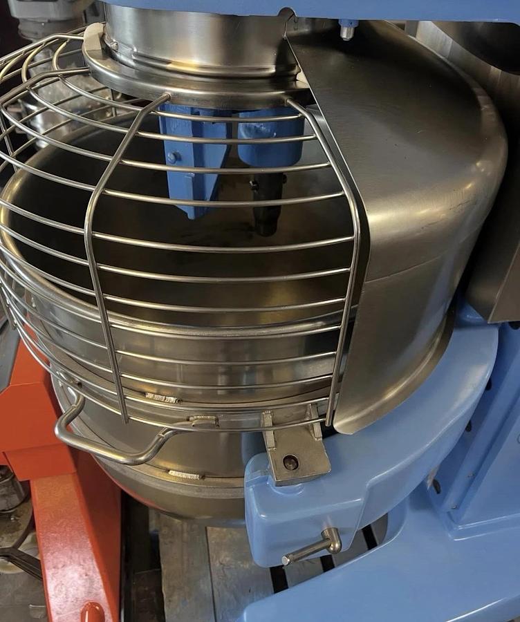 Used Hobart 140qt Legacy Mixer HL1400 Bowl &Hook Included 3 Phase NICE SHAPE!