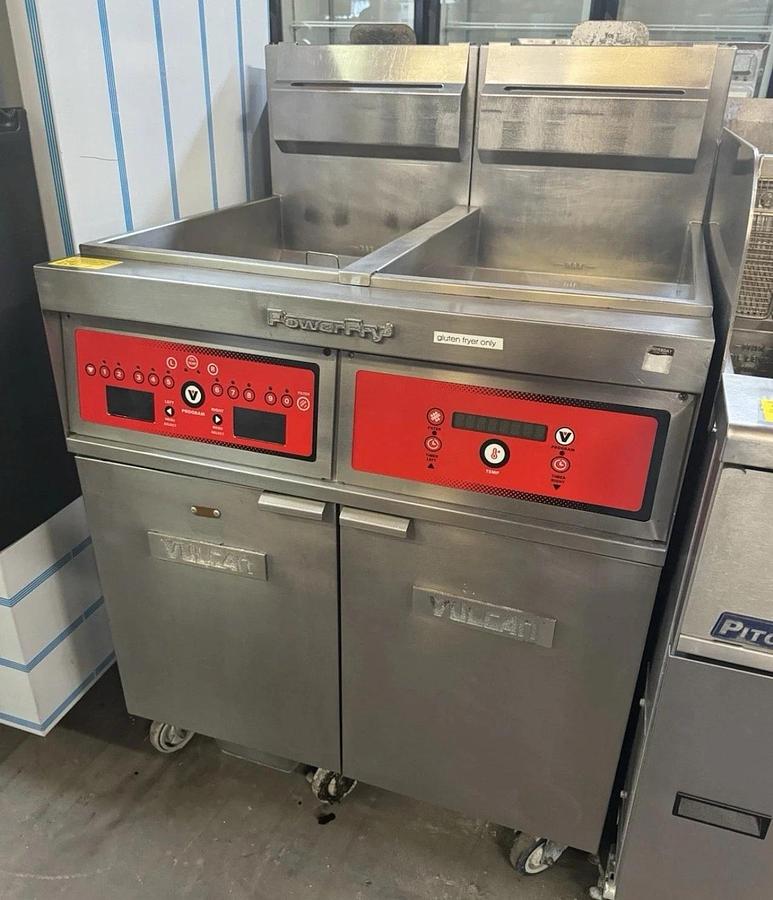 Used VULCAN Model 1 TR45C Natural Gas 2 Bay 50 Lbs Digital Deep Fryers W/ Oil Filter