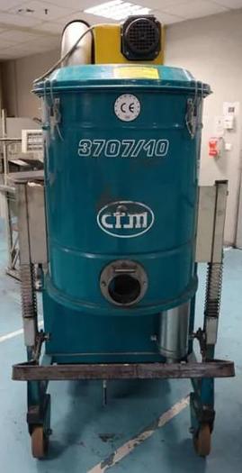 Used INDUSTRIAL VACUM CLEANER NILFISK 