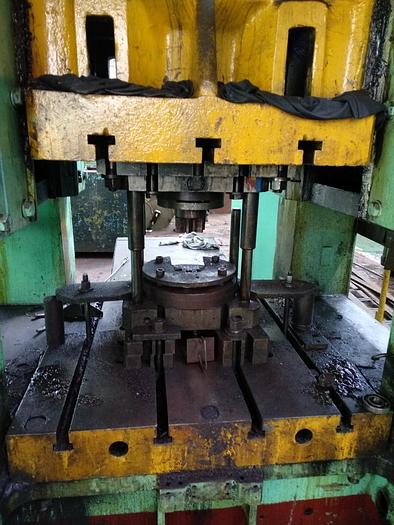 Used Press Trimming K2538