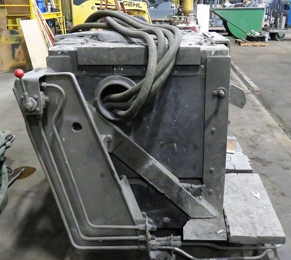 Used 1990 INDUCTOTHERM 500 LB FURNACE BOX