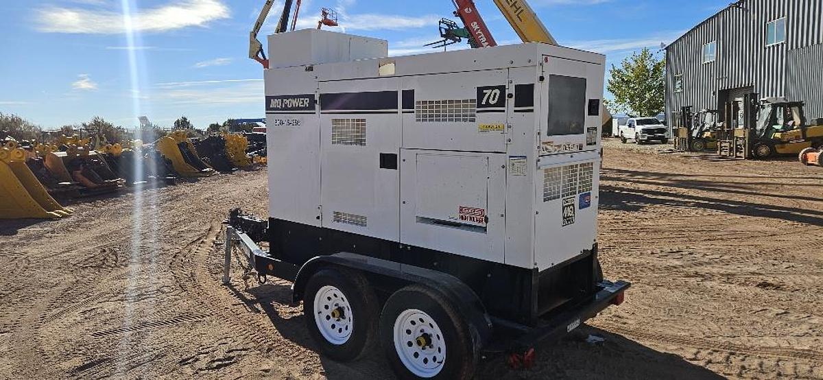 Used 2017 Whisper Whatt DH-07501 Generator