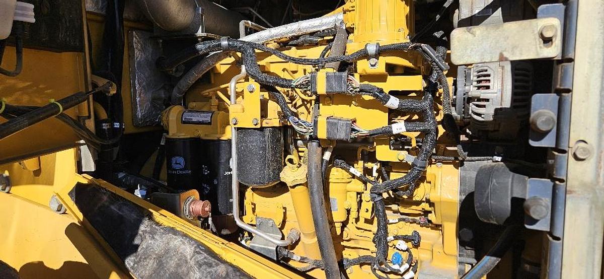 Used 2012 John Deere 644K Loader