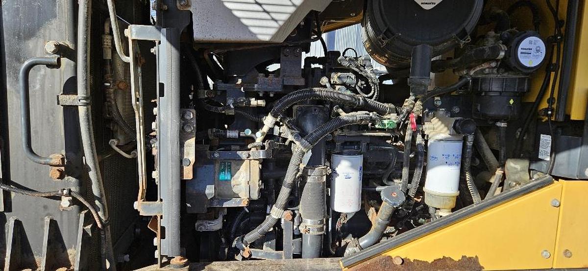 Used 2014 Komatsu WA270-7 Loader | HVAC, Stereo, Ride Control