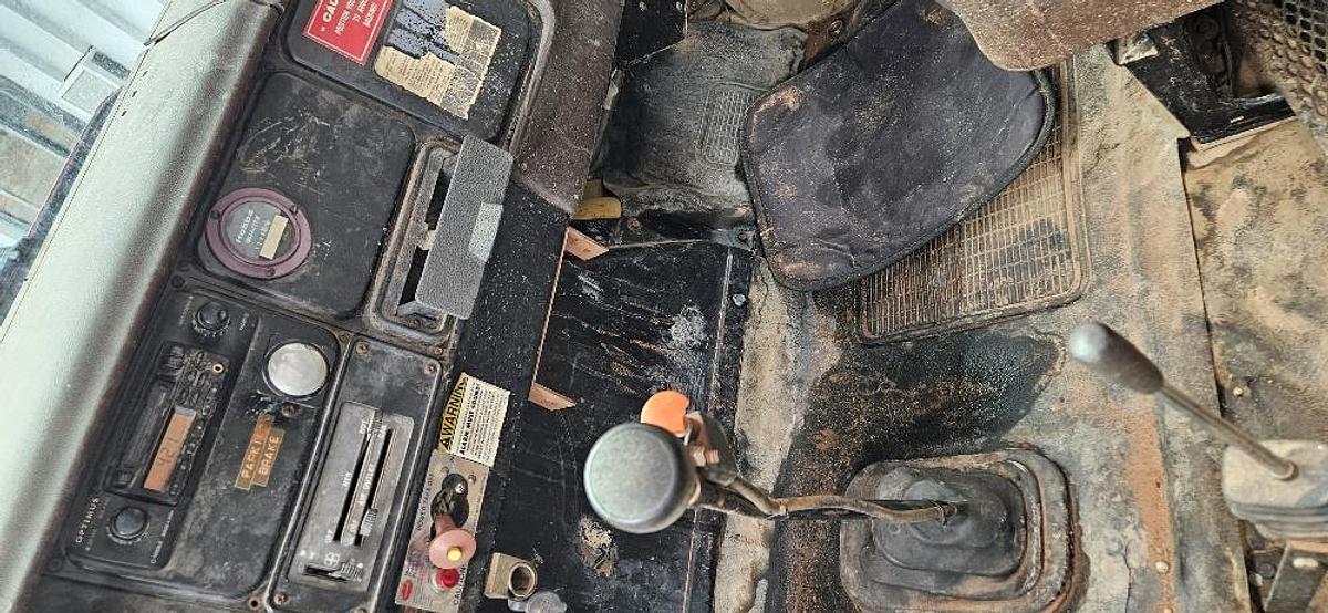 Used 1985 International Dump Truck