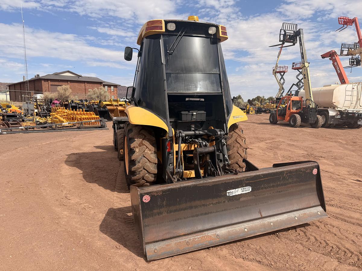 Used 2005 New Holland LV80 Grading Tractor