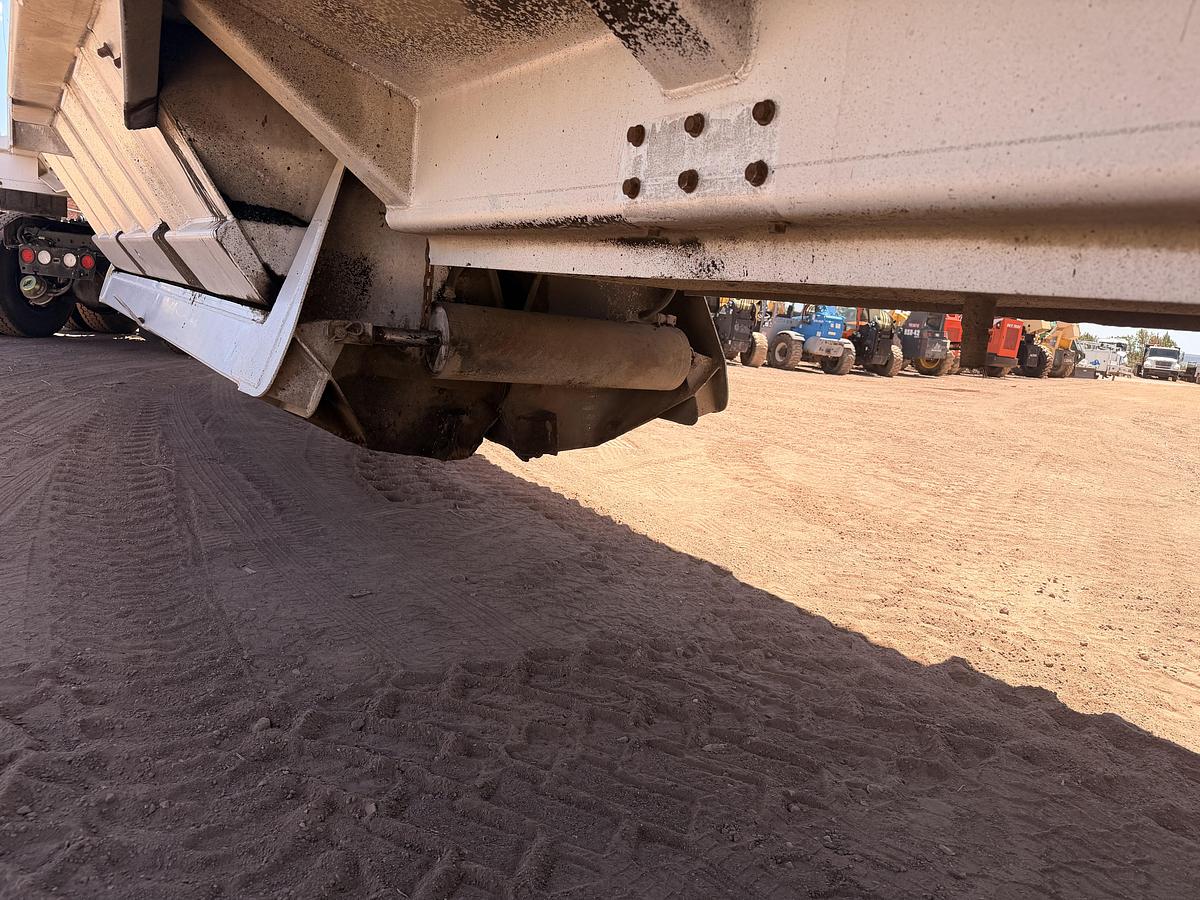 Used 1994 Belly Dump Trailer