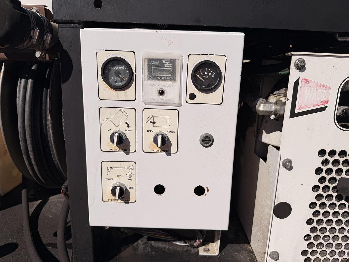 Used  2003 Ford F-450 Super Duty Vacuum Truck