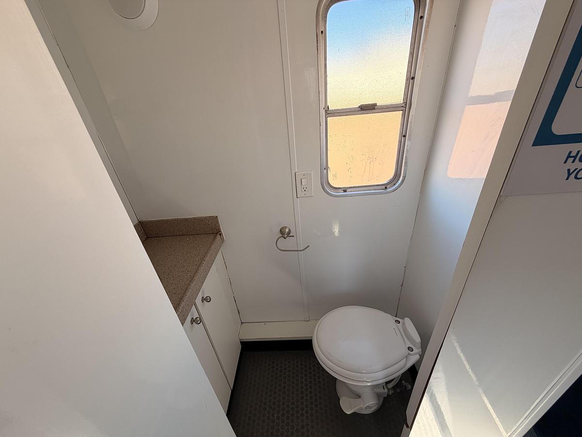 Used 2014 International Changing Room/Restroom Truck