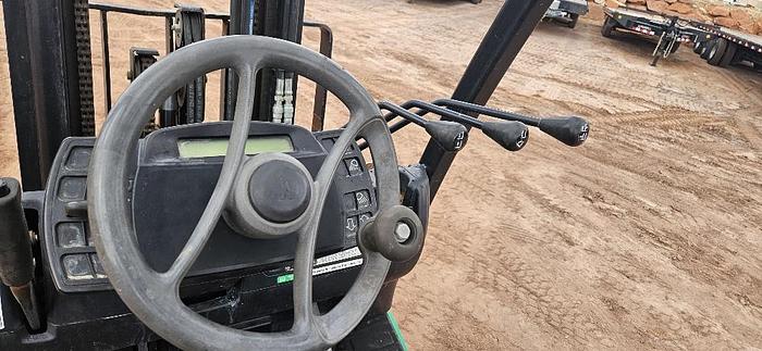 Used 2016 Yale Forklift 50LX