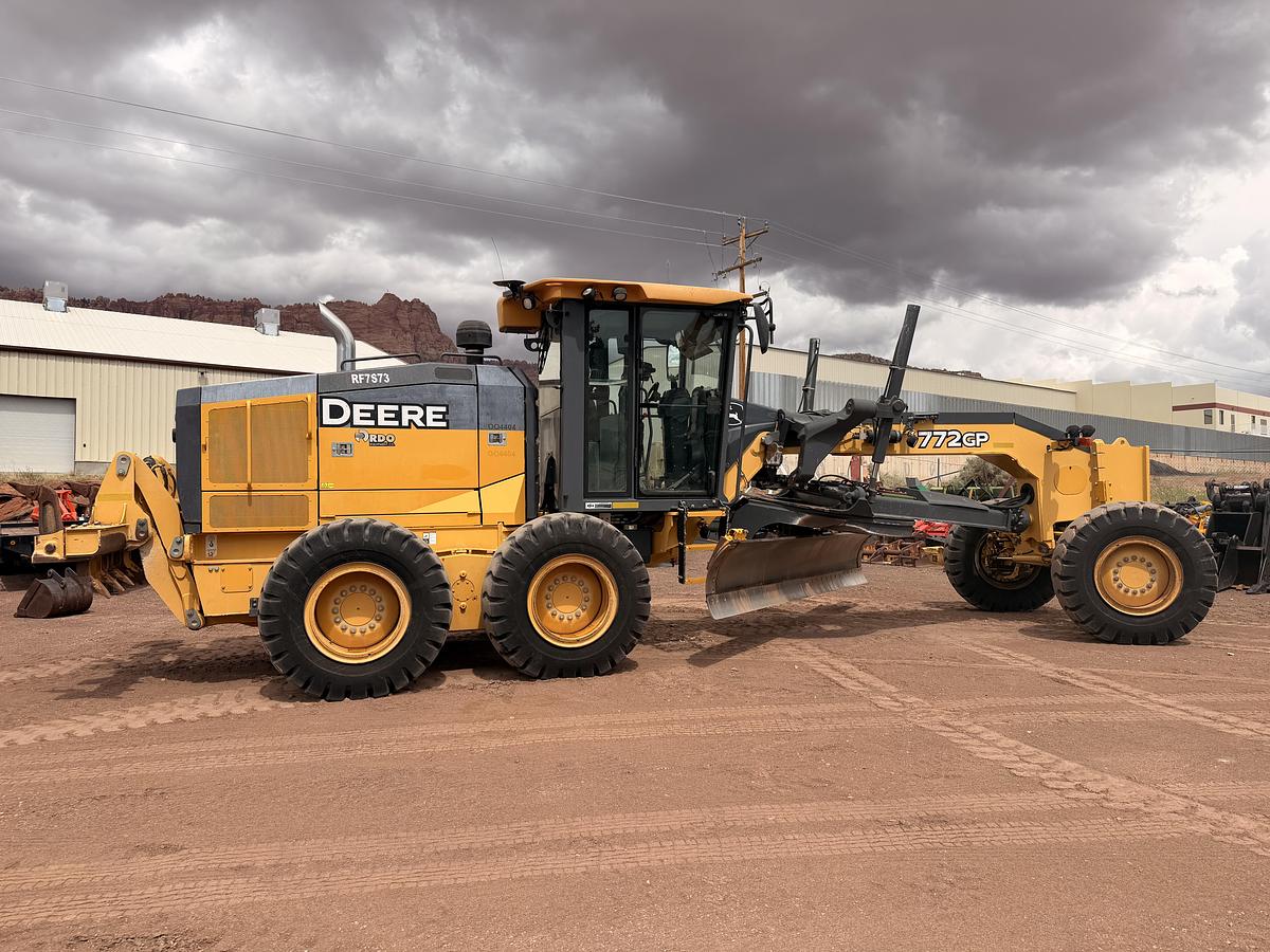 Used 2015 John Deere Grader