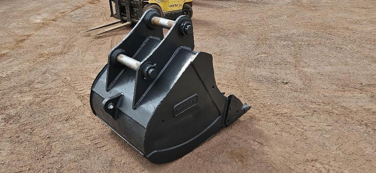 Used 38" Excavator Bucket