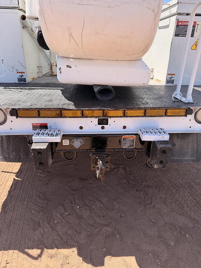 Used 2016 Ford F-550 Bucket Truck