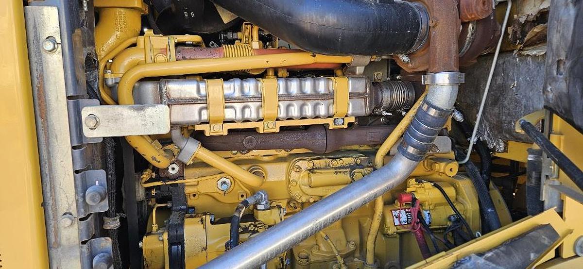 Used 2012 John Deere 644K Loader