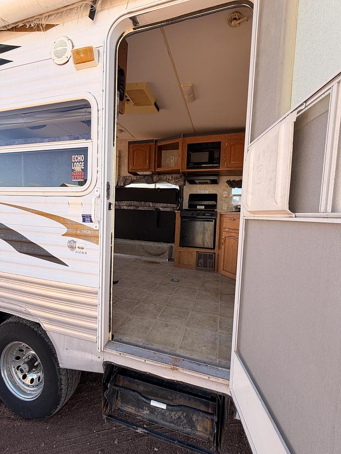 Used Keystone Tail-Gator 24ft Toy Hauler