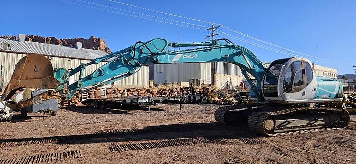 Used Kobelco 200 Excavator