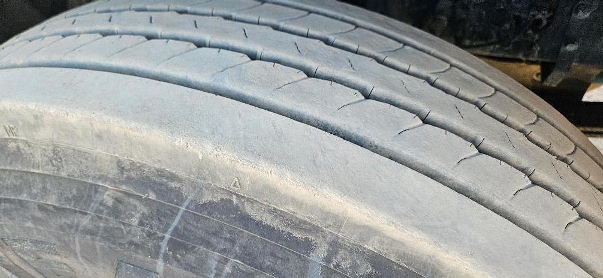 Used 2008 Volvo Dump Truck