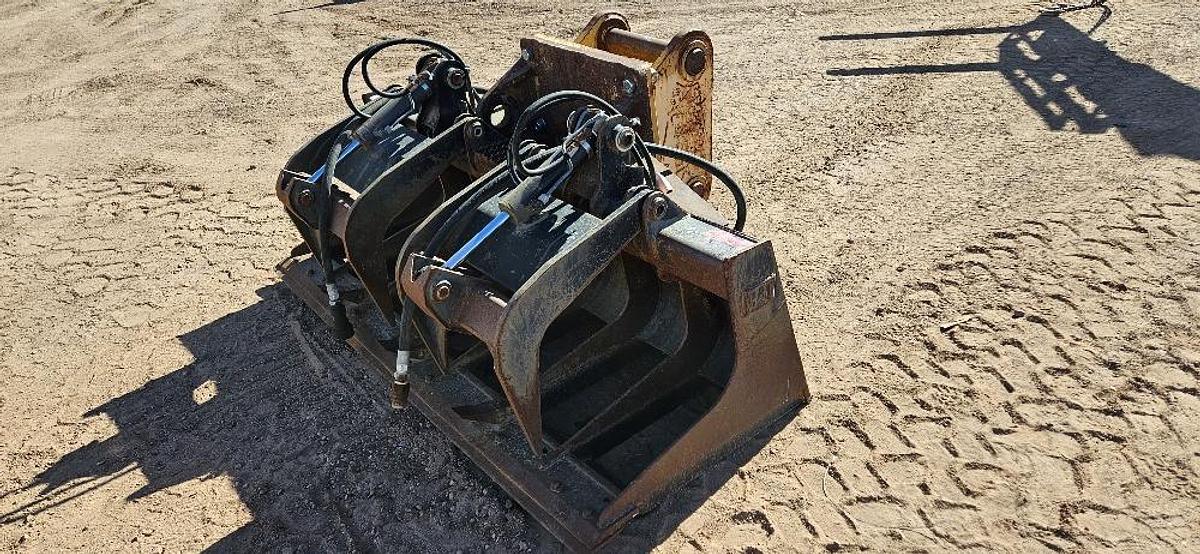 Used 75" Excavator Grapple Bucket