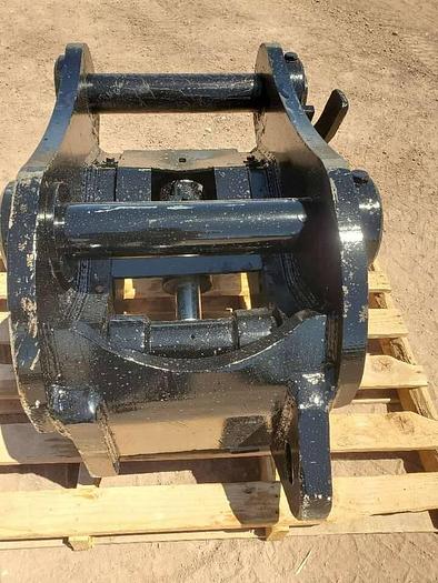 Used 330 Excavator Hydraulic Quick Coupler