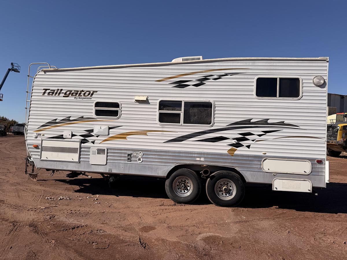 Used Keystone Tail-Gator 24ft Toy Hauler