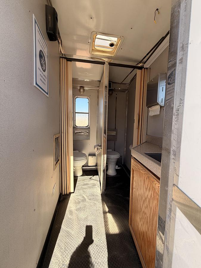 Used 2014 International Changing Room/Restroom Truck
