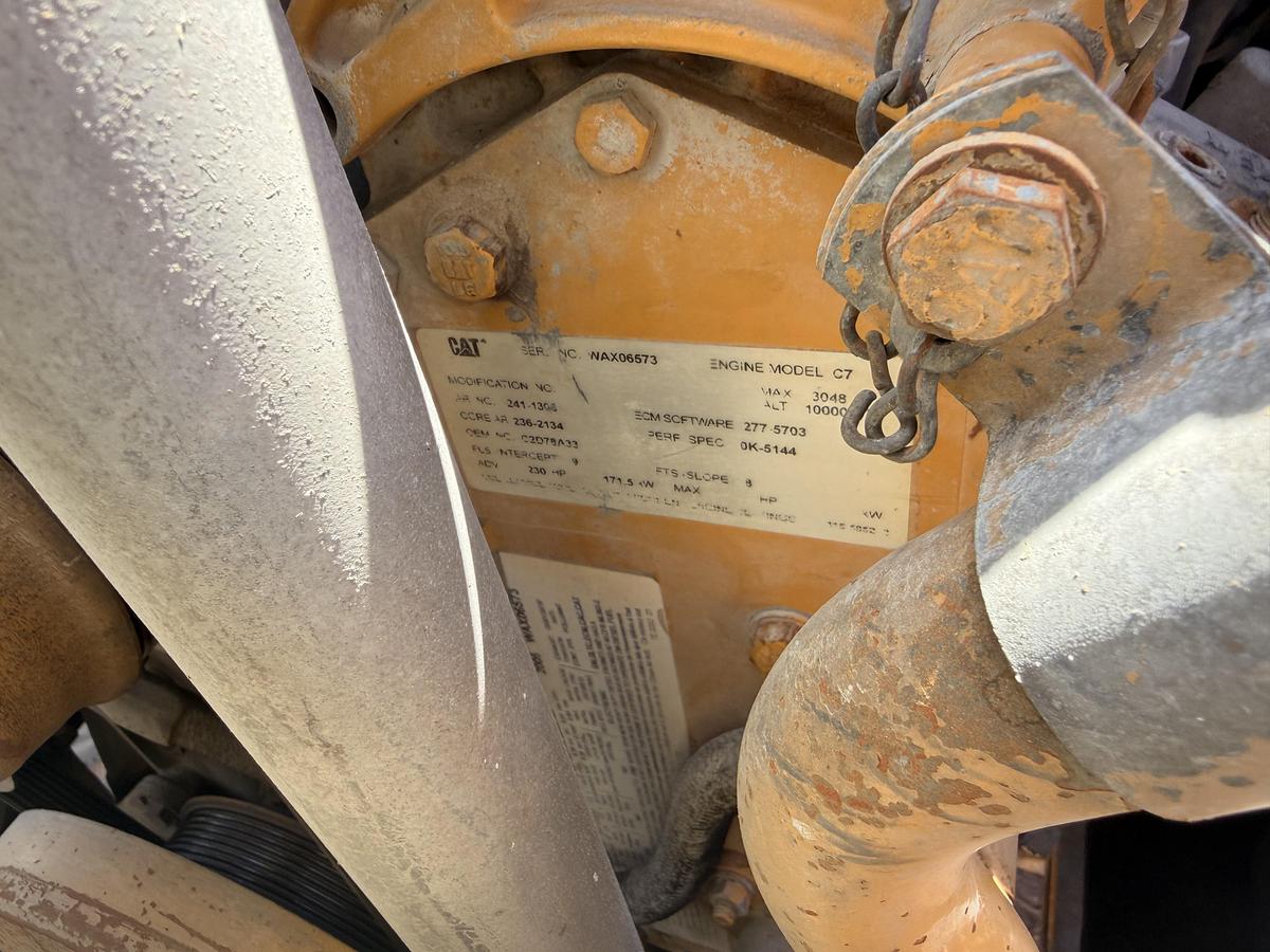 Used 2005 Ford F-750 Lube Truck