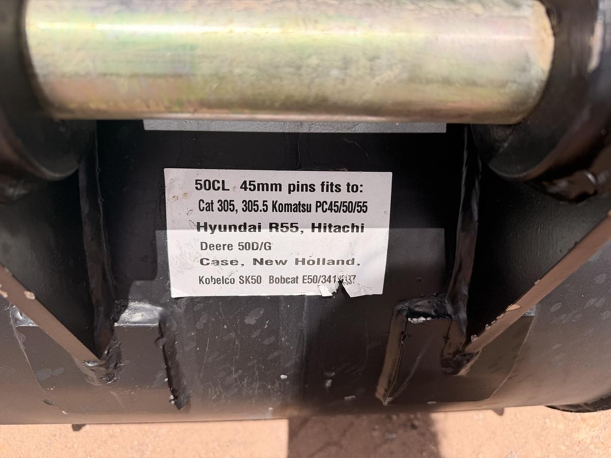 24" Trojan Mini Excavator Bucket