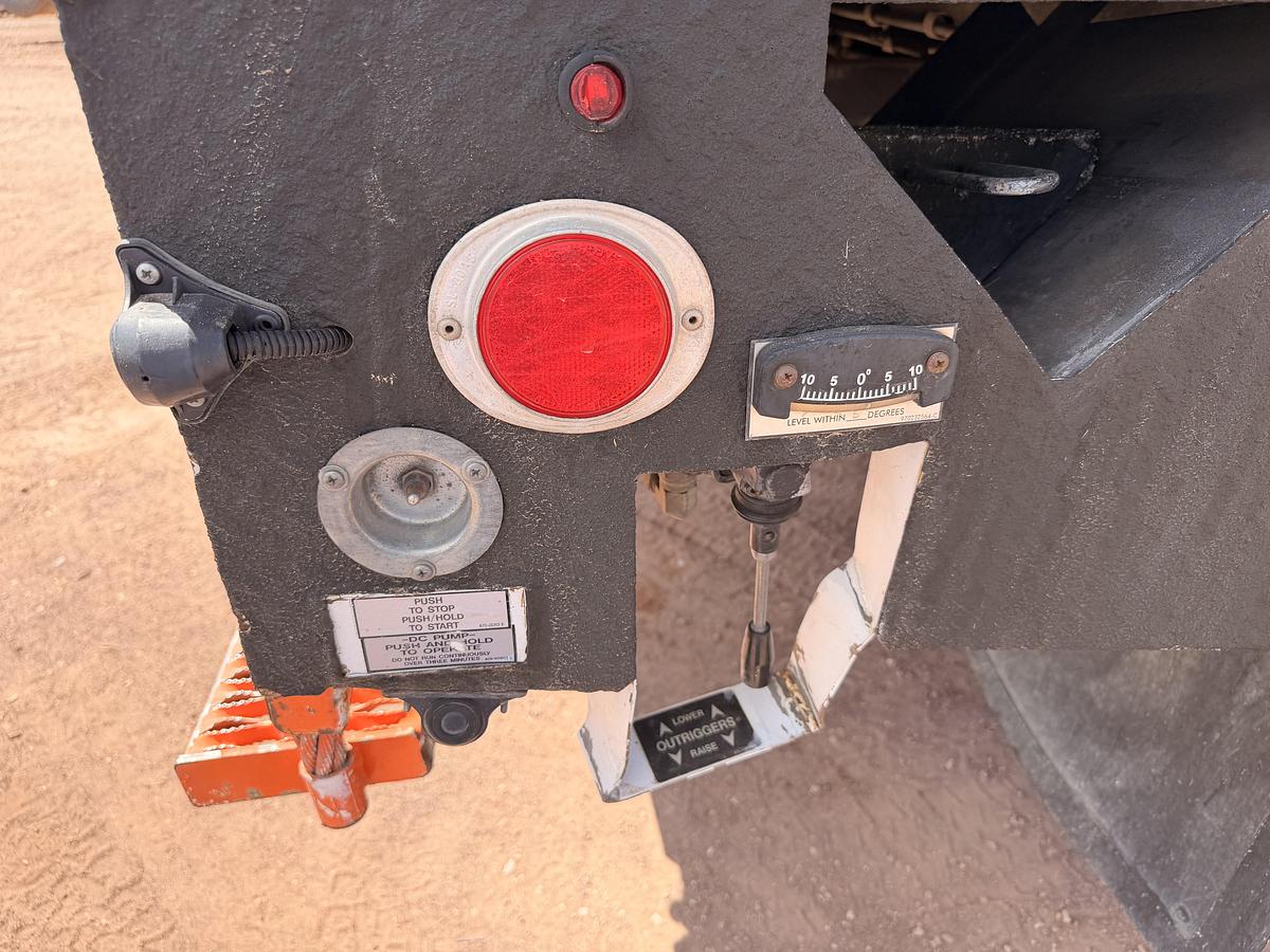 Used 2016 Ford F-550 Bucket Truck