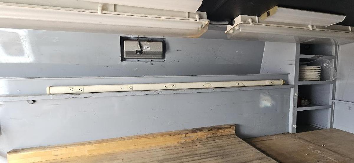 Used 2008 GMC 5500 Utility Van