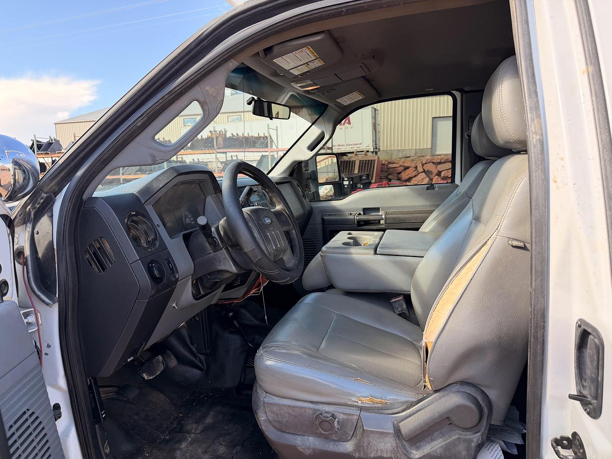 Used 2012 Ford F-250XL Service Truck
