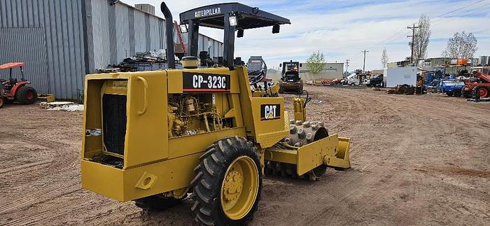 Used CAT CP-323C Sheeps Foot Compactor