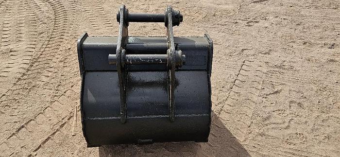 Used 30" Excavator Bucket