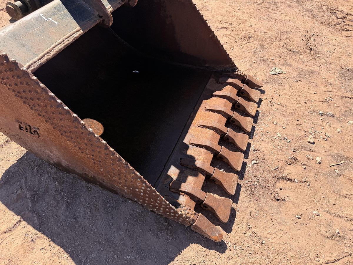 Used 42" TAG Backhoe Bucket