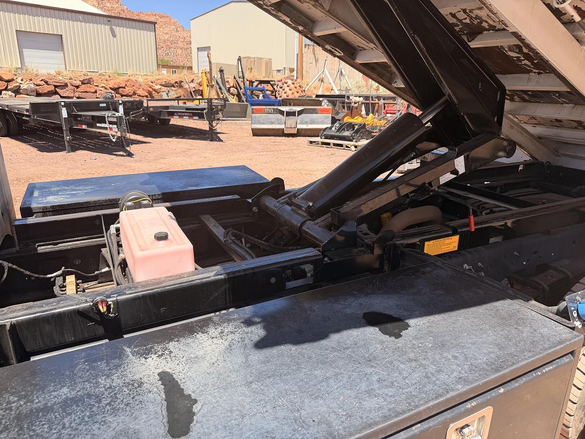 Used 2015 Ford F-550 Dump Truck